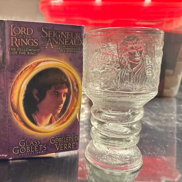 Lord of the Rings “Fellowship of the Ring” Collector Glass Goblets Complete Set - Picture 5 of 5